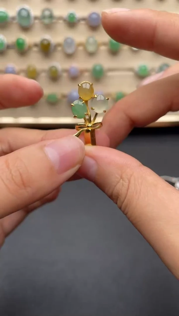 银S925镶嵌戒指翡翠一物一证一礼盒