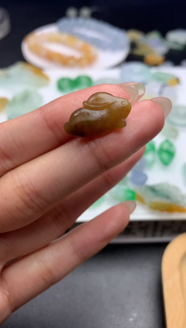 【闪购商品】定制翡翠未镶嵌毛货