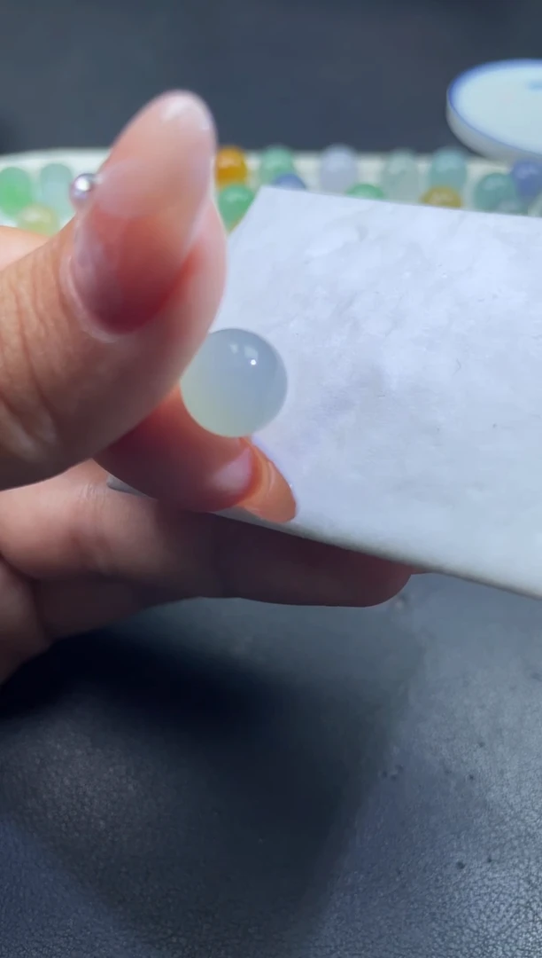 【闪购商品】翡翠颈饰未镶嵌BBBBB131