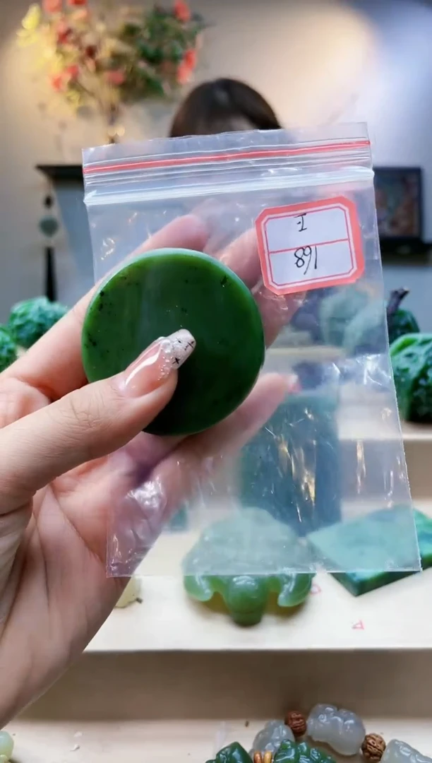 【闪购商品】和田玉挂件未镶嵌1