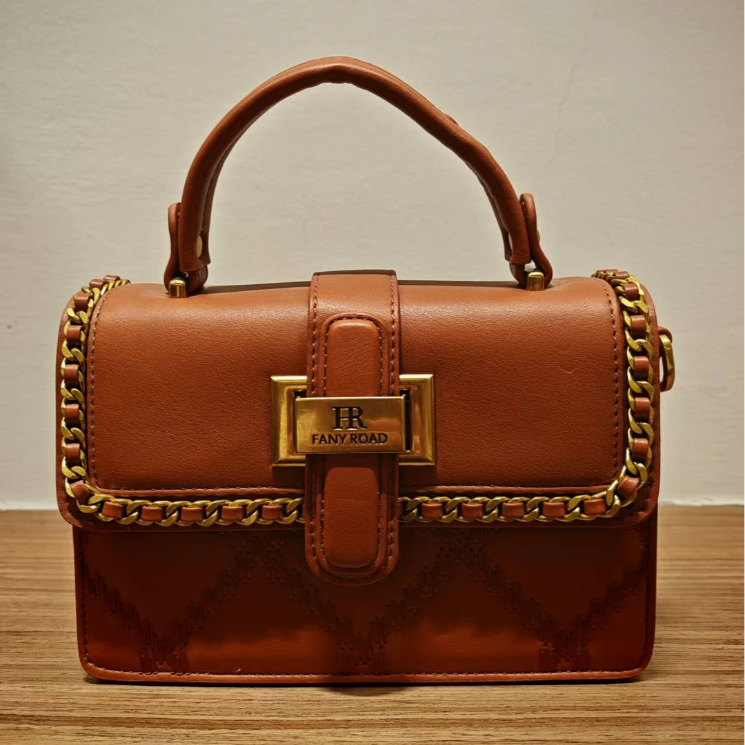 2024年经典时尚百搭手提包123522