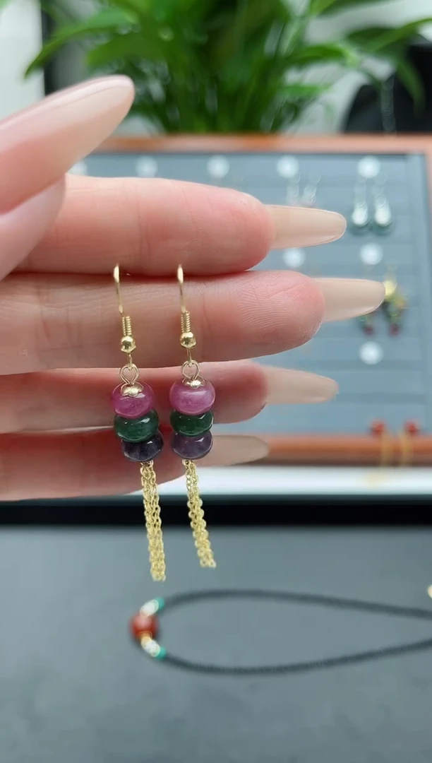 【闪购商品】石英质玉耳饰银S925镀金镶嵌903