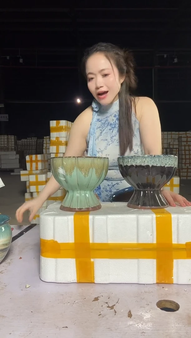 宜兴紫砂粗陶花盆18/16