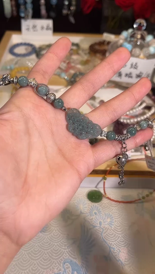 【闪购商品】翡翠手链未镶嵌Q800手串