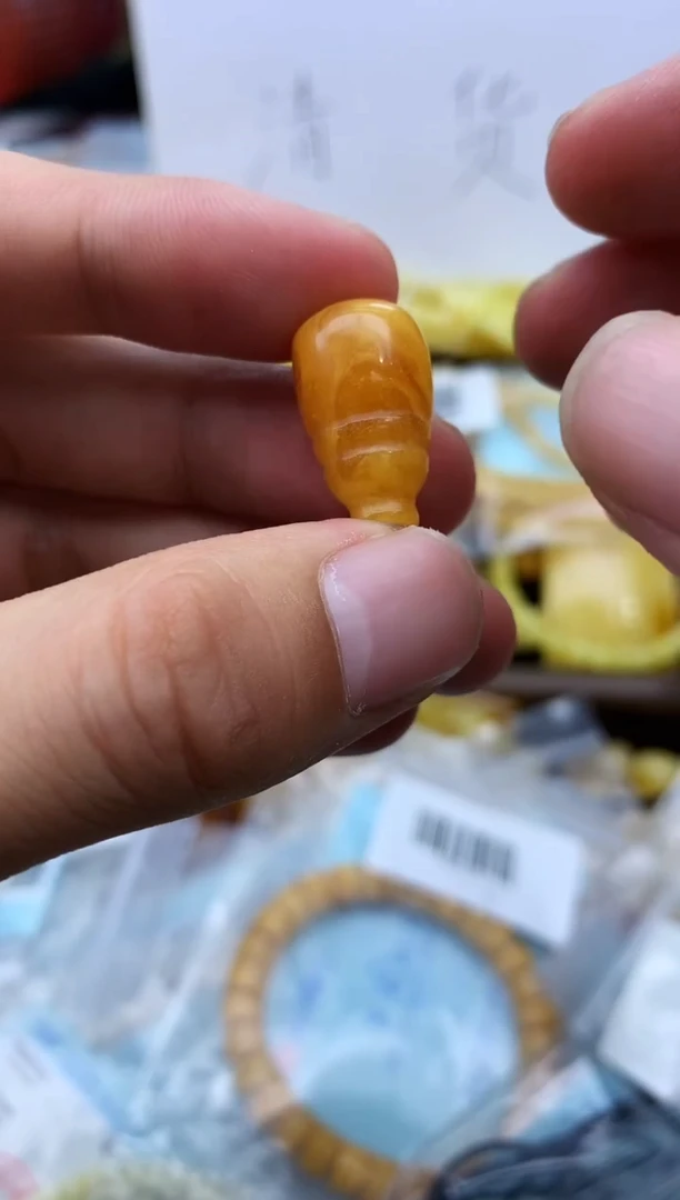 裸石蜜蜡未镶嵌三通12*21