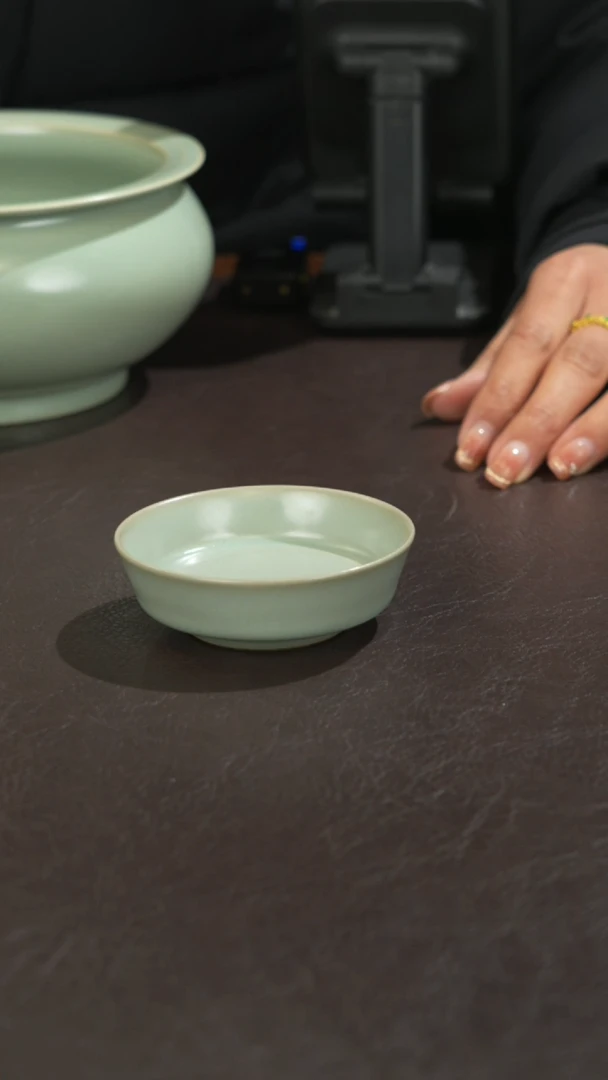 瓷江***生宣宝汝瓷原矿原釉手工作品微瑕