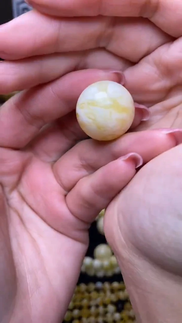 未镶嵌琥珀裸石葵.21