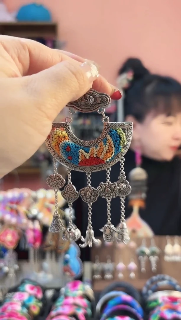 织绣艺枝独绣手工饰品43