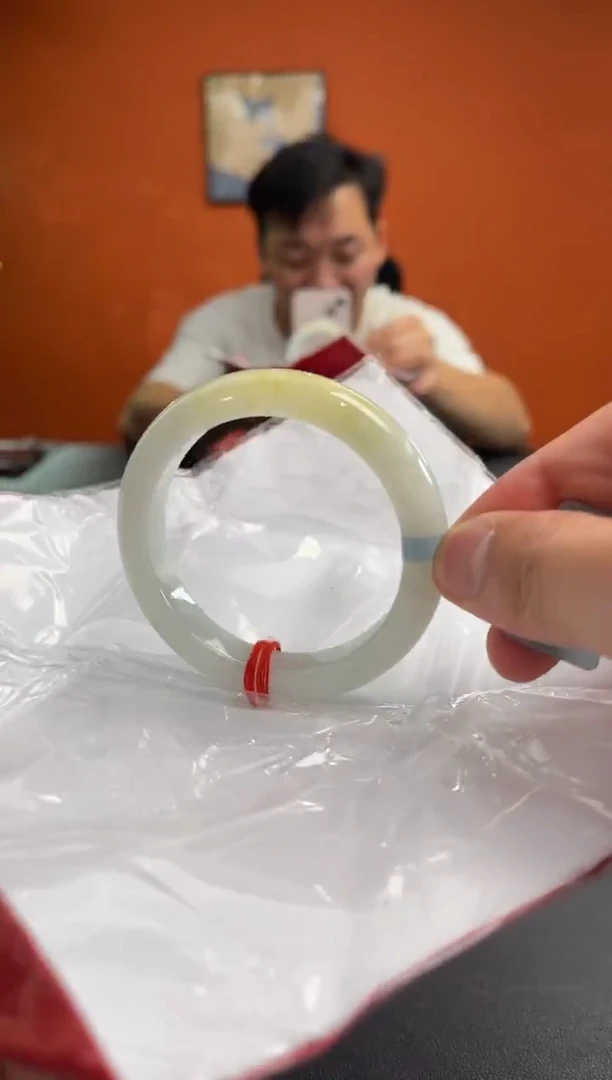 未镶嵌手镯翡翠55