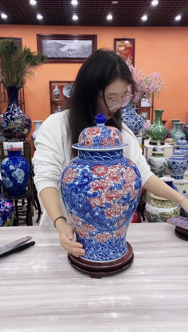 摆件青花釉里红凤凰将军罐+旋转底座