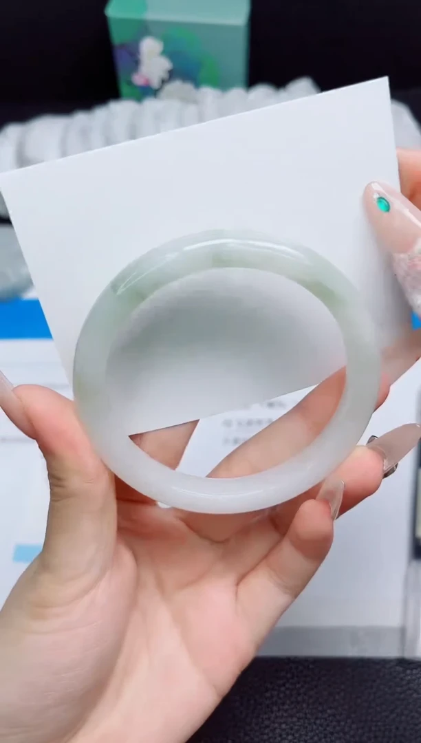 石英质玉手镯未镶嵌60-58