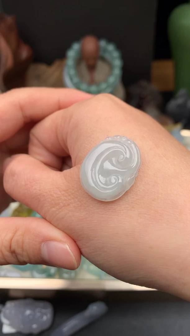 吊坠(不含链)未镶嵌翡翠吊坠