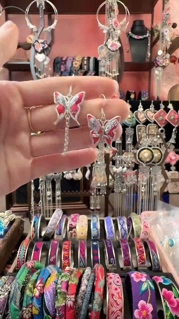 织绣 云织谣民族风精美饰品   104