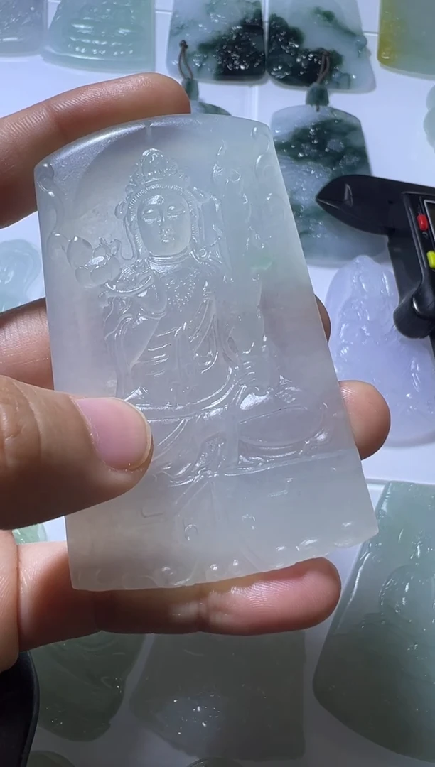 未镶嵌定制翡翠观音