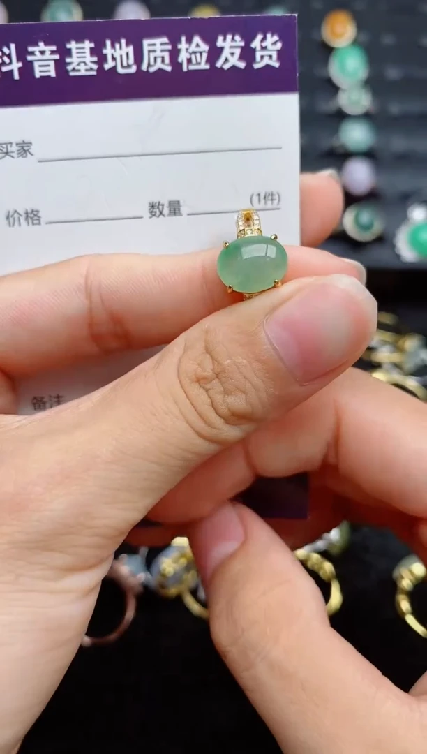 银S925镶嵌戒指翡翠....