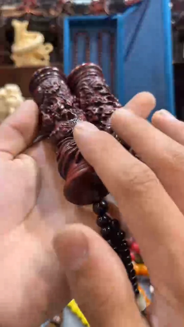 檀香紫檀（小叶紫檀）盘龙柱手把件