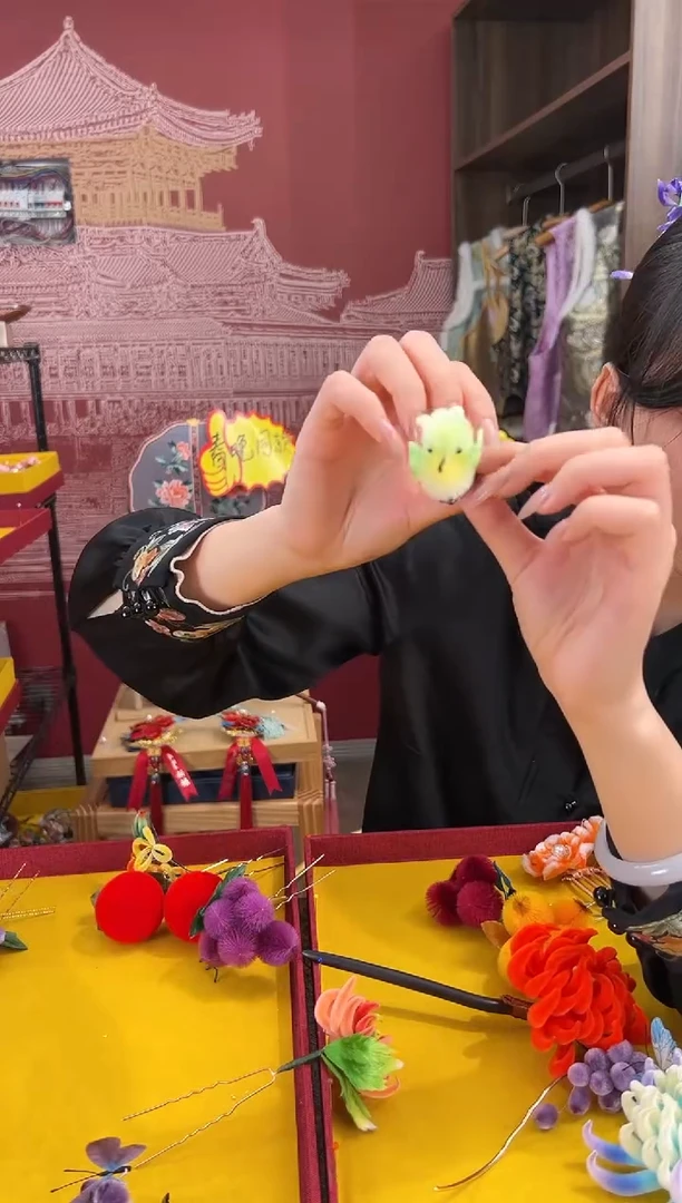【闪购商品】刺绣非遗绒花（发饰）