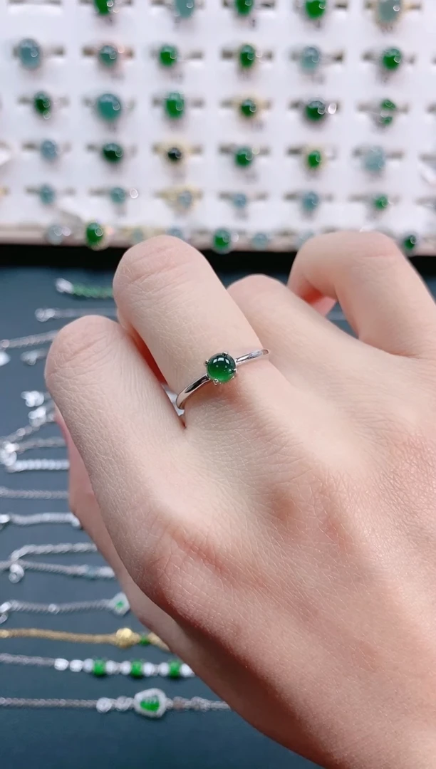 【闪购商品】翡翠戒指银S925镶嵌天然翡翠