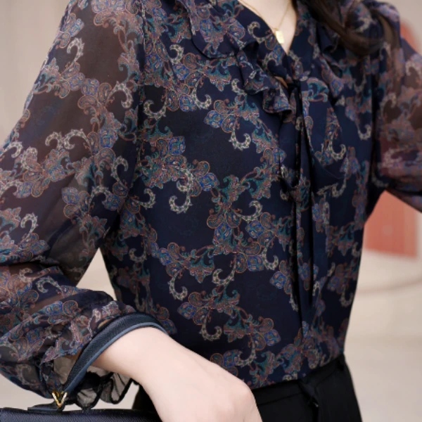 2501#2025年新款V领飘带小衫套头衬衫长袖上衣女时尚打底衫