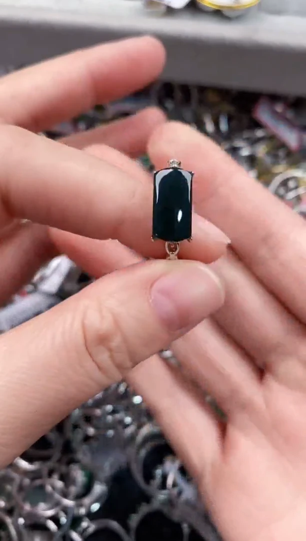 银S925镶嵌戒指翡翠444              3