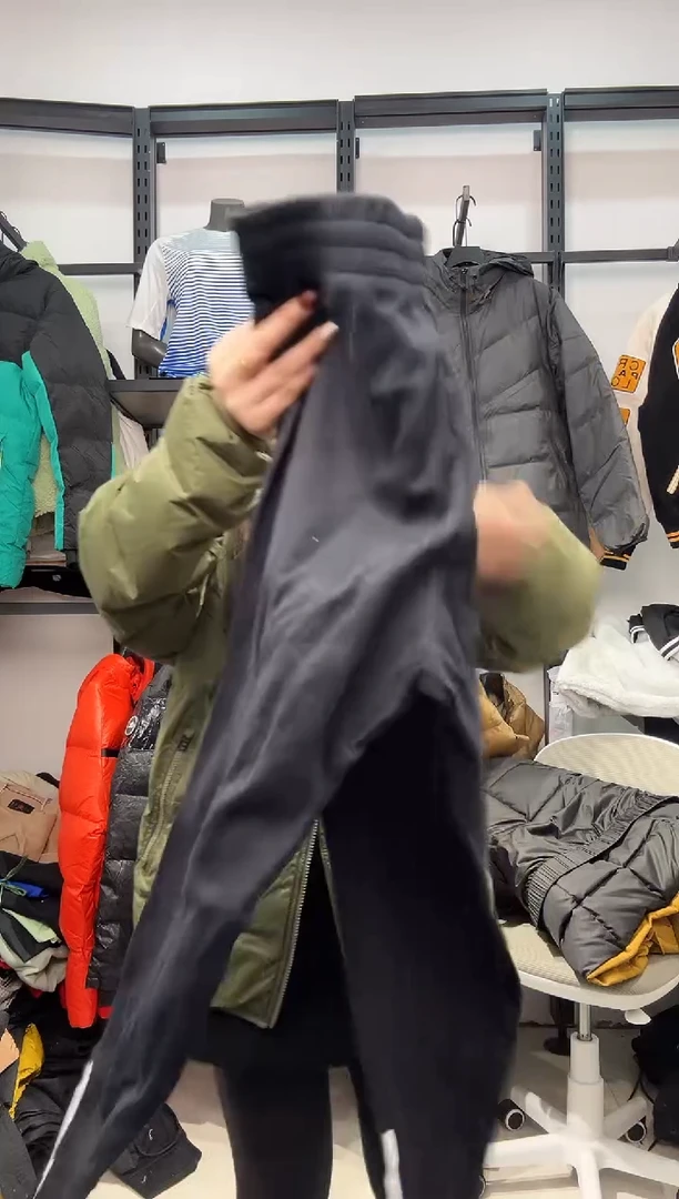 2206闪购编码  阿迪运动卫衣裤以直播间过款为准 尺码. S