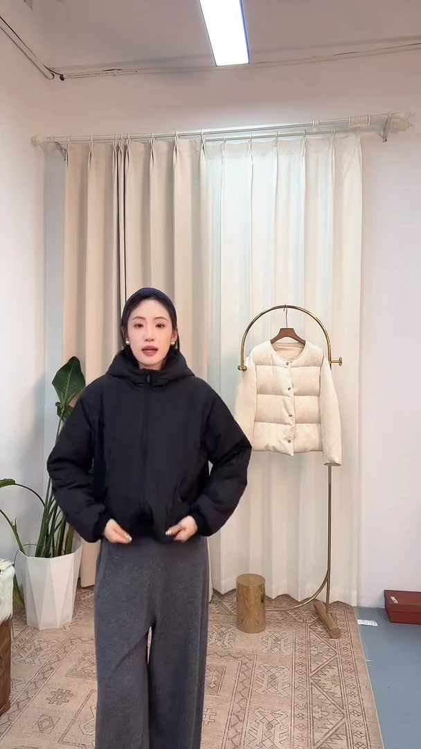 女士时尚搭配衣服