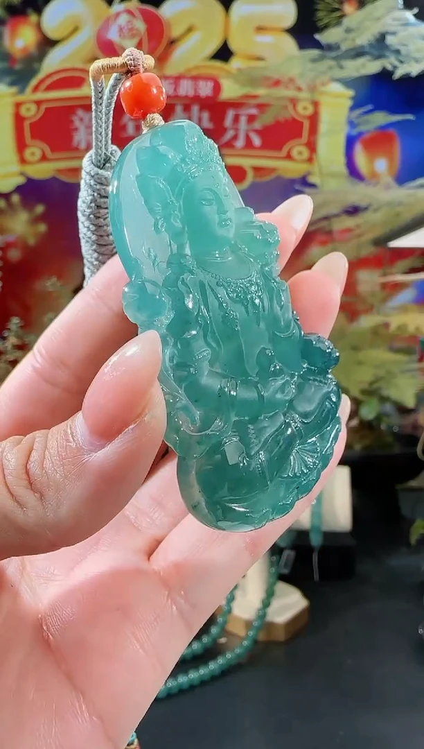 【闪购商品】翡翠吊坠(不含链)未镶嵌度母