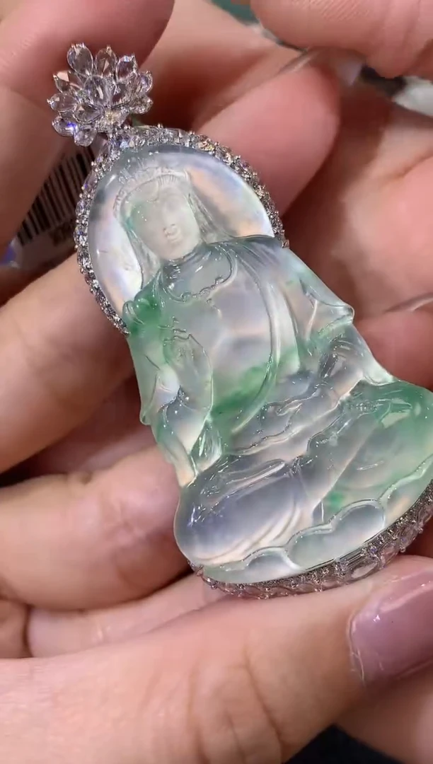 翡翠18K金镶嵌吊坠(不含链)拉****?D53