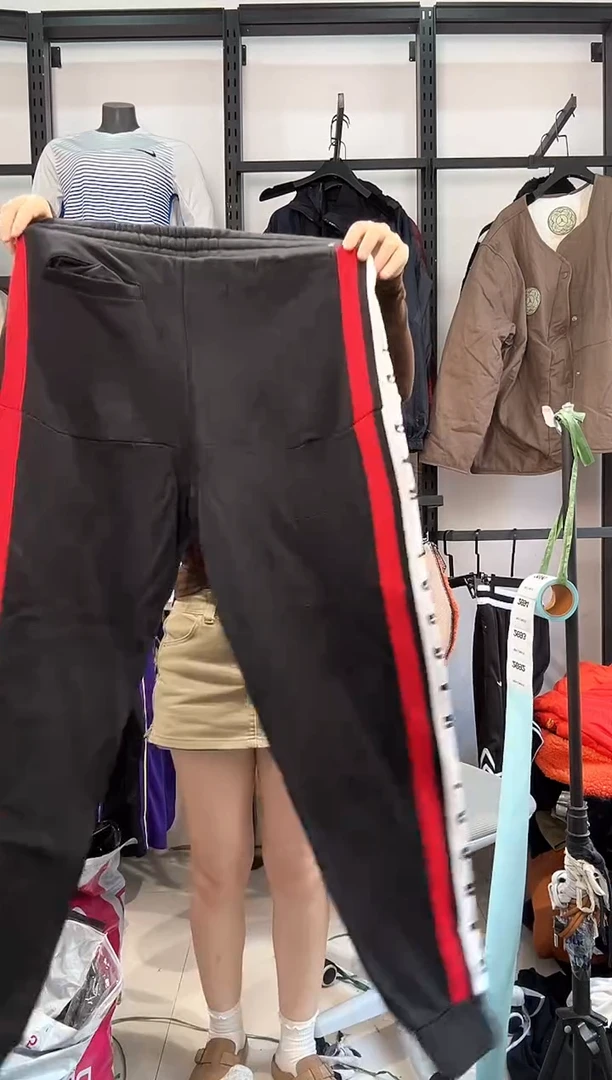 2692  编码  瑕疵直播间过款为准 尺码