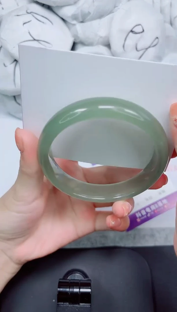 石英质玉手镯未镶嵌57-62