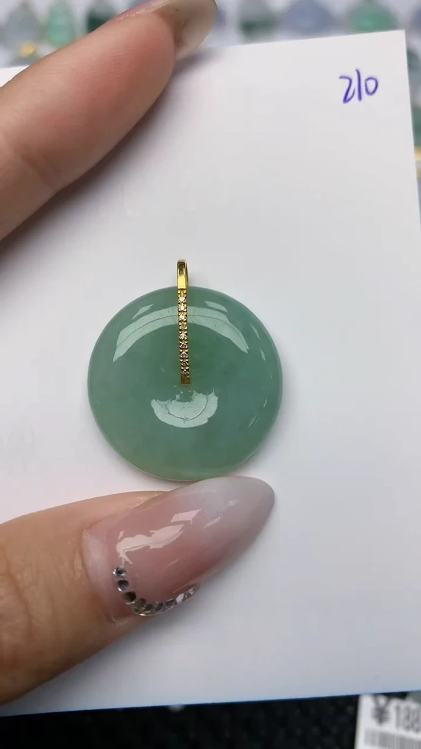 【闪购商品】翡翠颈饰未镶嵌天然翡翠A货