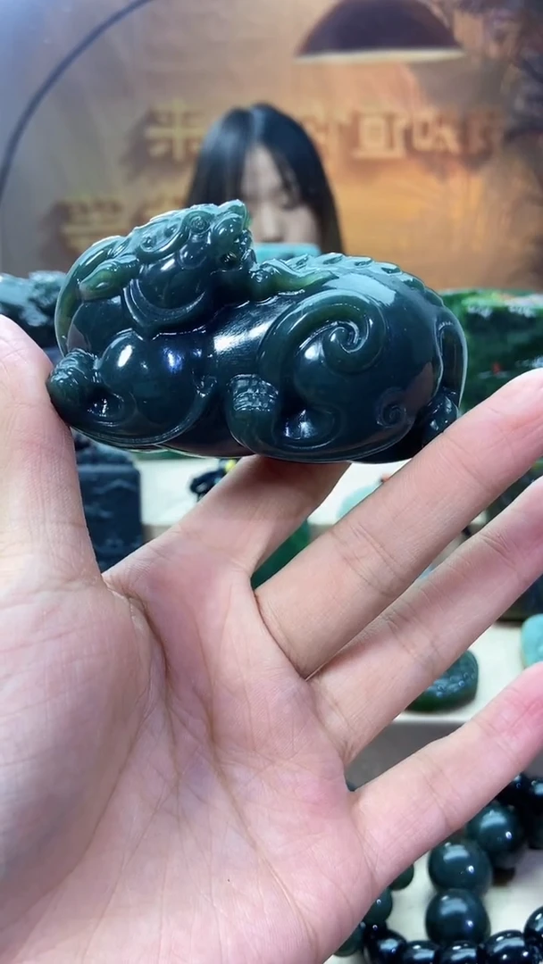 未镶嵌和田玉挂件1