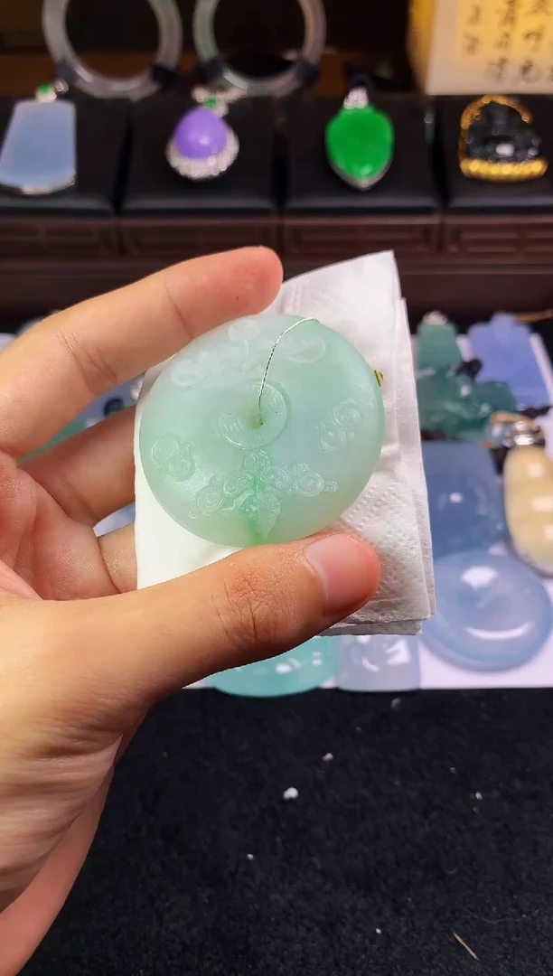 未镶嵌定制翡翠S毛货不退不换