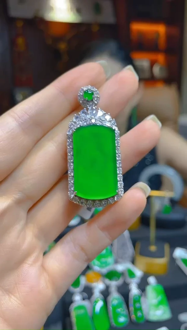 翡翠银S925镶嵌颈饰天然A货翡翠无事牌/119680