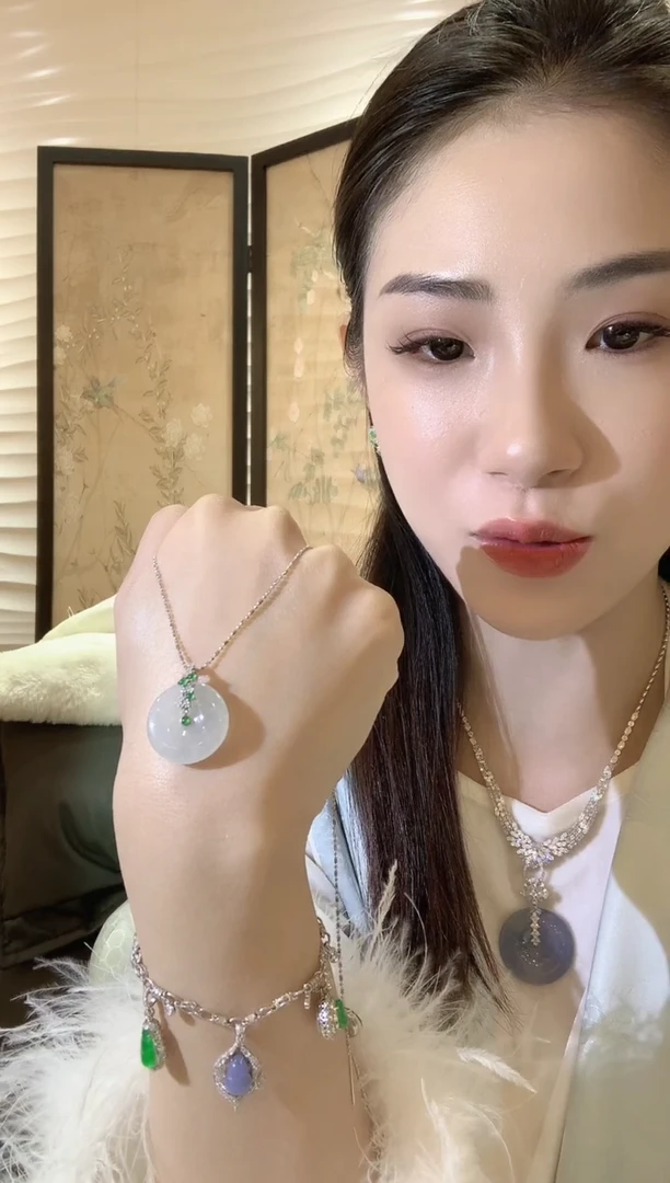 【云中意】18K翡翠 平安扣 吊坠HG -多样性发货一件