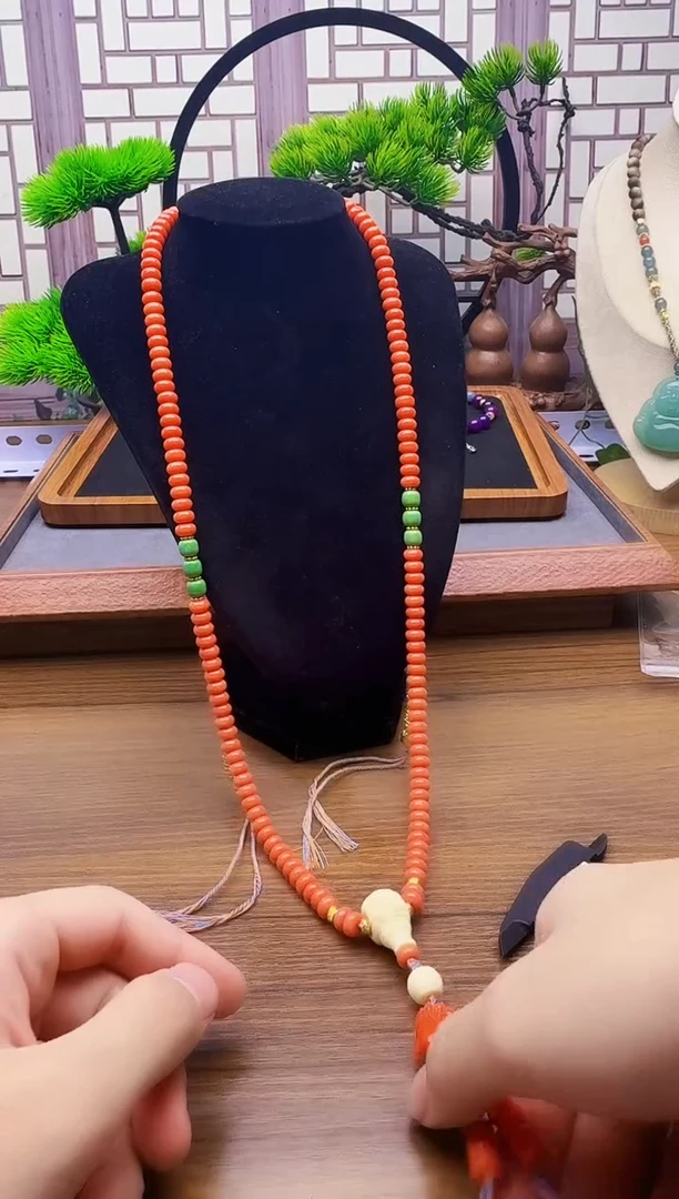 14K金镶嵌颈饰玛瑙/玉髓X160