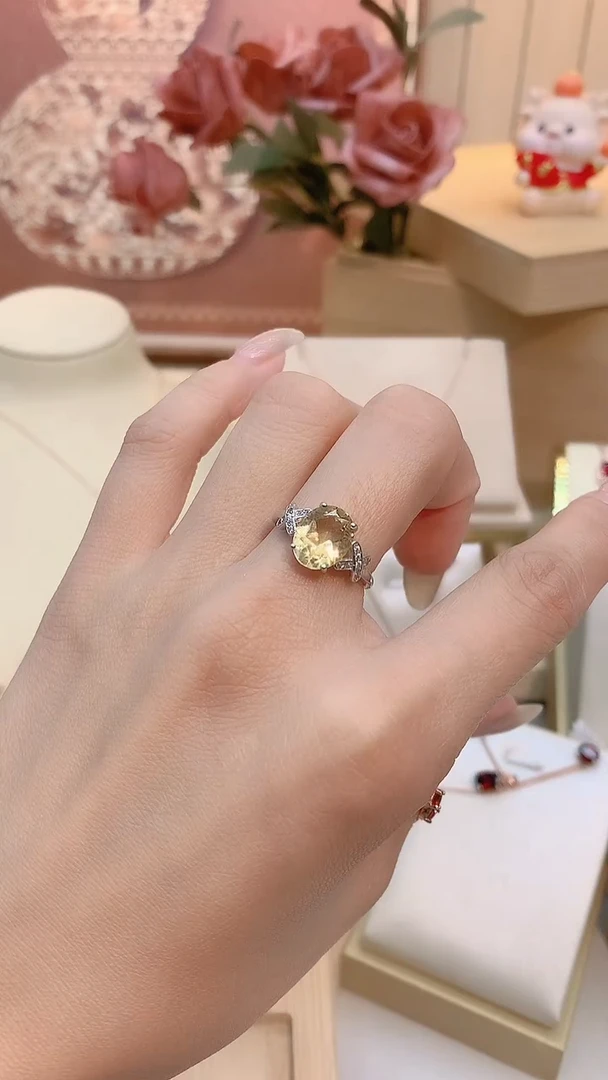 银S925镶嵌戒指黄晶3克拉