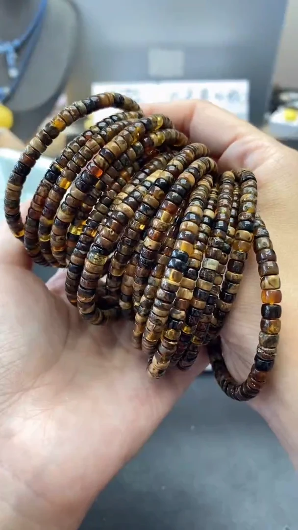 琥珀未镶嵌珠宝奇石1468多样性发其一默认有瑕