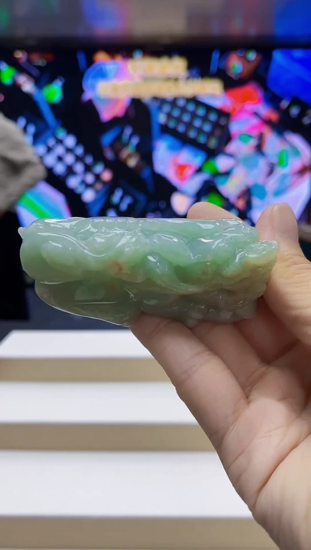 未镶嵌定制翡翠-毛货挂件20