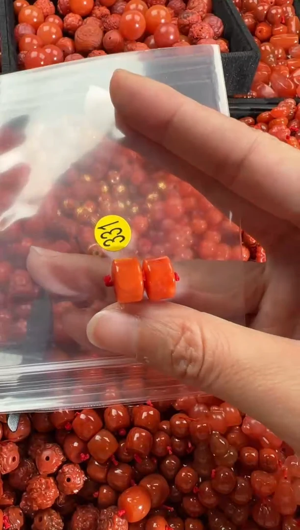 【闪购商品】南红玛瑙颈饰未镶嵌1