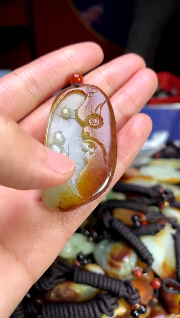 【闪购商品】和田玉颈饰未镶嵌1