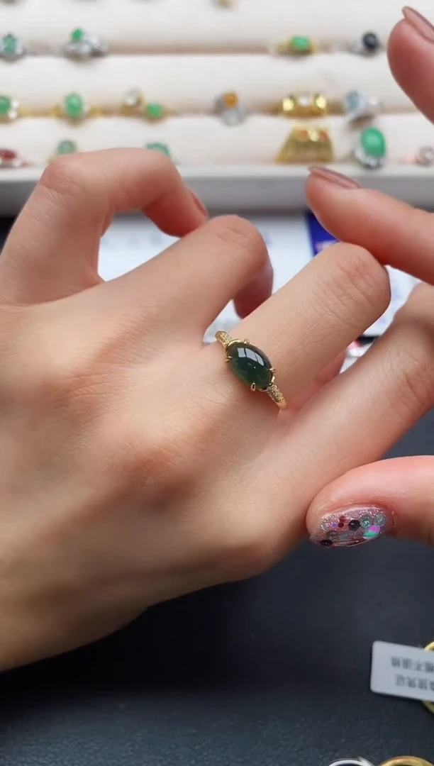 银S925镶嵌戒指翡翠8888888+4