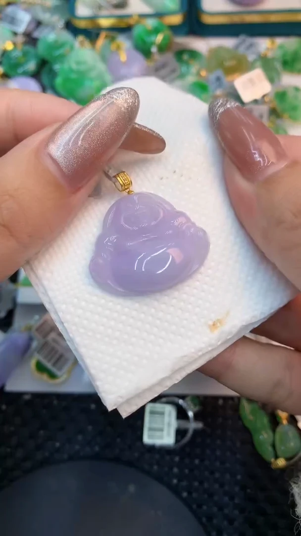 颈饰18K金镶嵌翡翠1