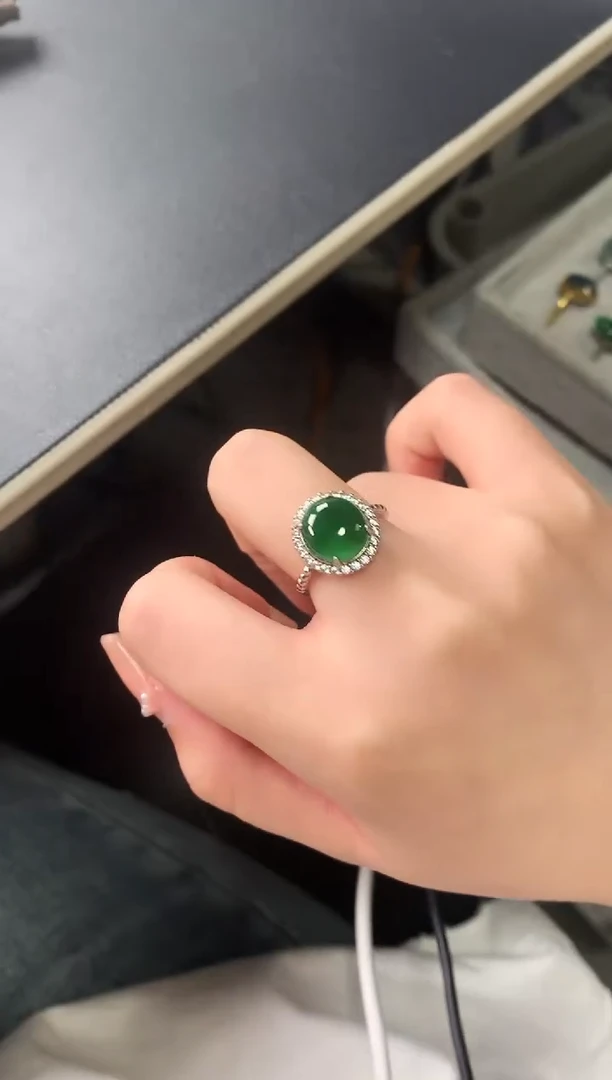 【闪购商品】翡翠戒指银S925镶嵌52114