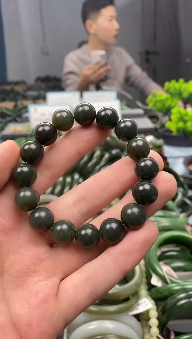 未镶嵌手镯和田玉12mm