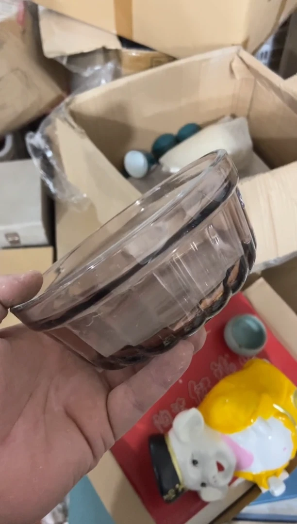 杯无运费险有瑕疵的摄影的产品有使用过的痕迹有点脏介意勿拍