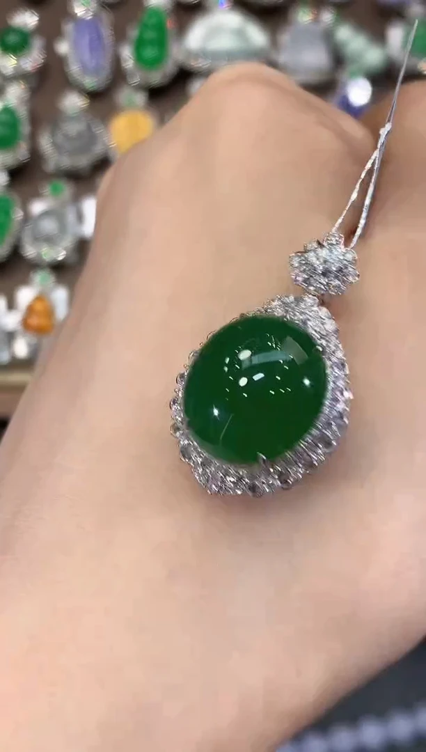 翡翠18K金镶嵌吊坠(不含链)C73