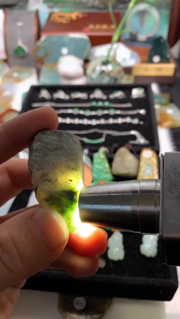 未镶嵌挂件翡翠翡翠