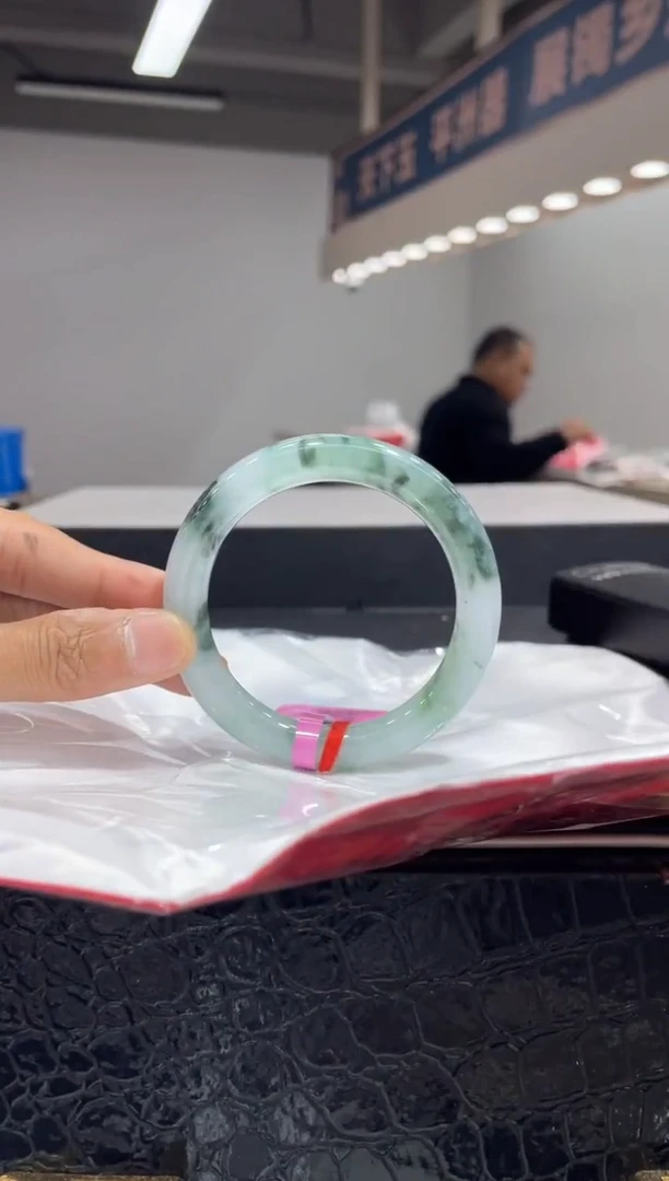 未镶嵌手镯翡翠18 5354