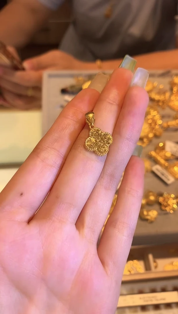 定制足金吊坠(不含链)HJ136  碎碎金四叶草